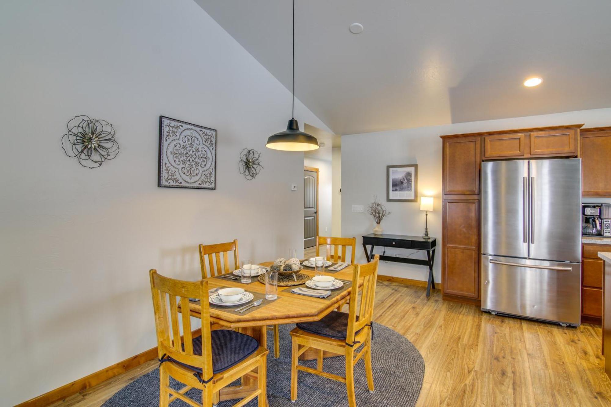 Cozy Belgrade Home Near Skiing, Hiking And Airport! Zewnętrze zdjęcie